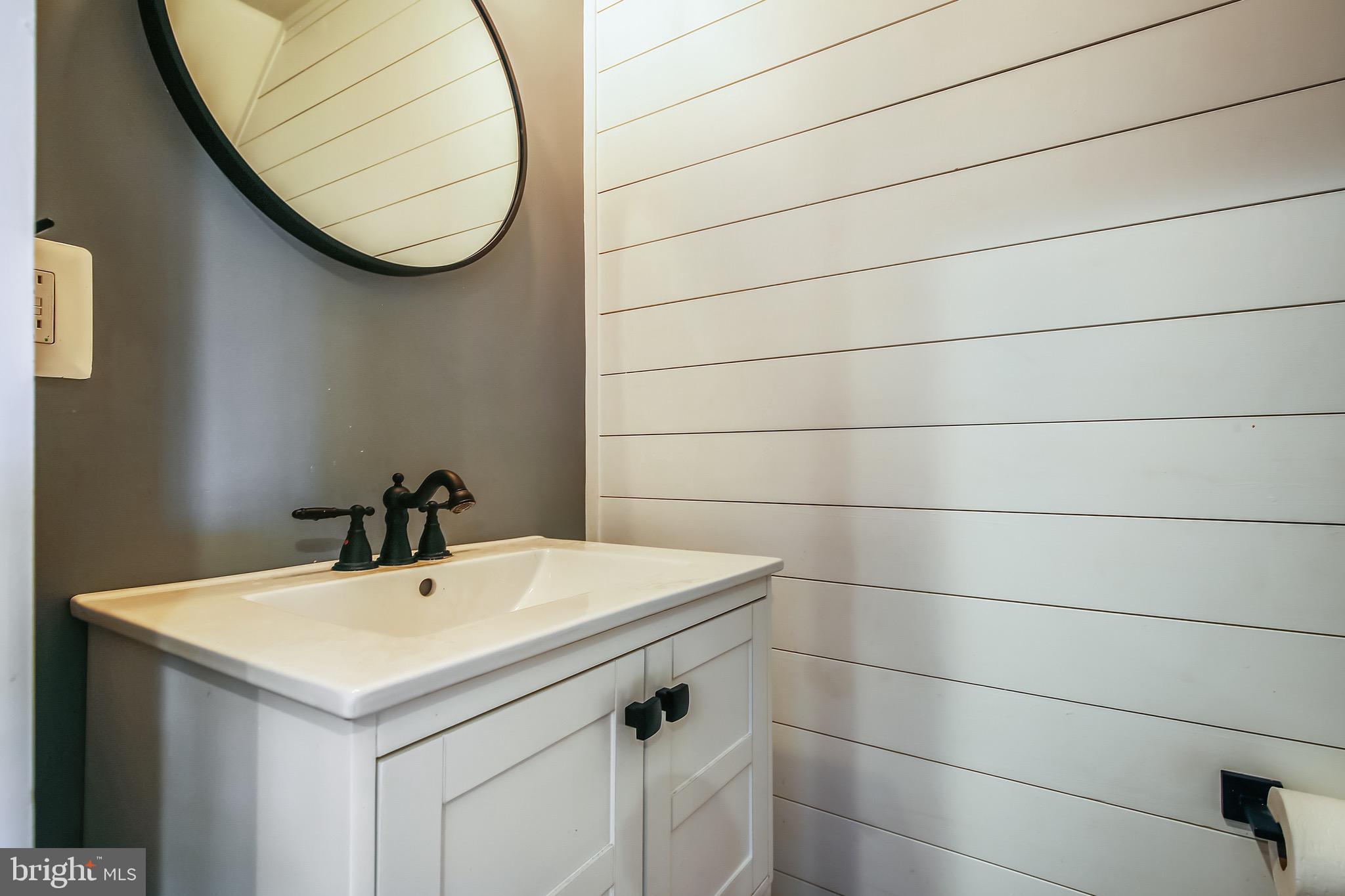 OLD TOWN ALEXANDRIA - Residential