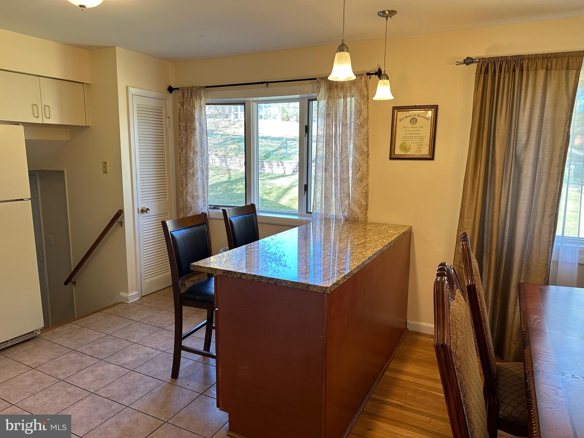 ROCK CREEK MANOR - Residential