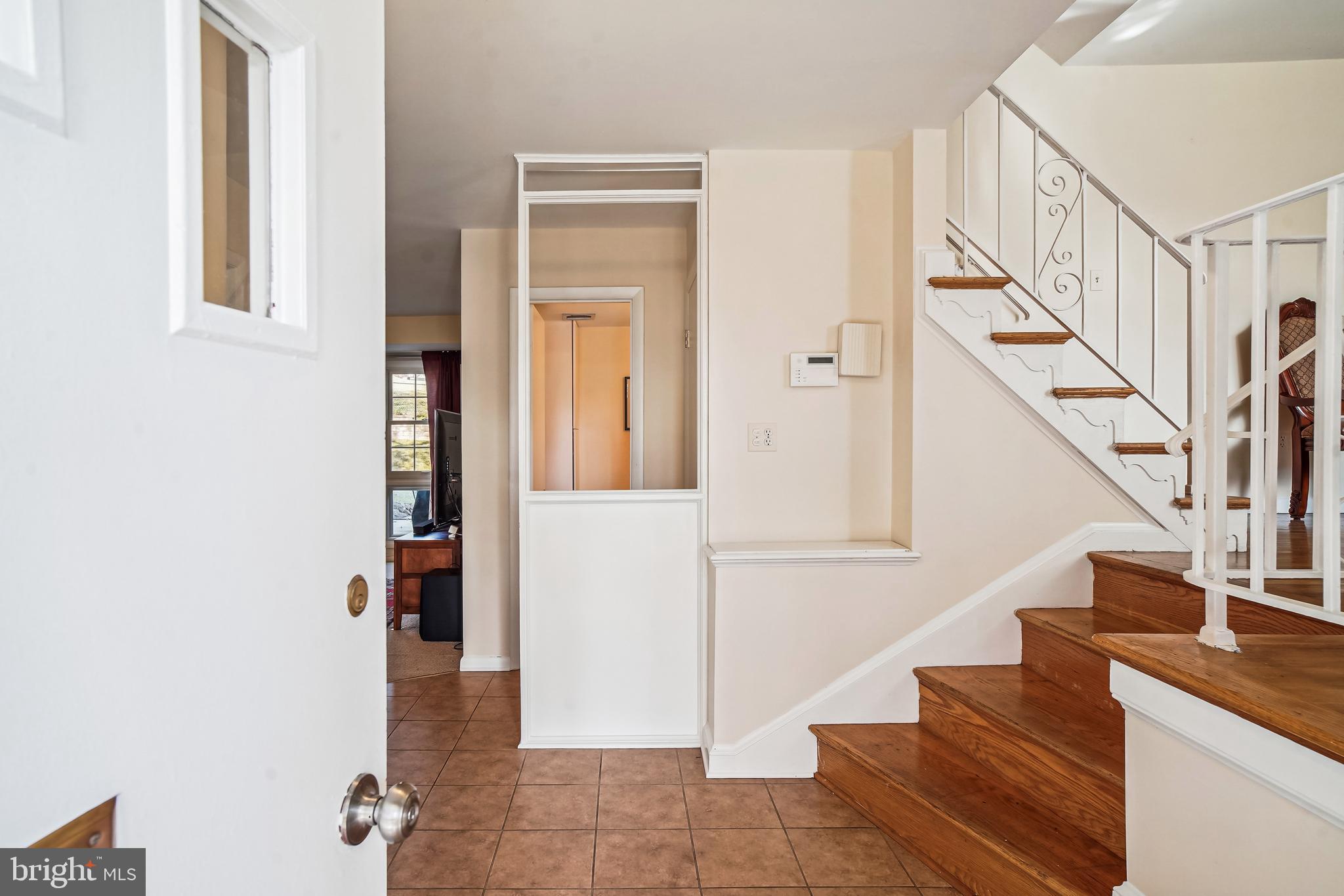 ROCK CREEK MANOR - Residential