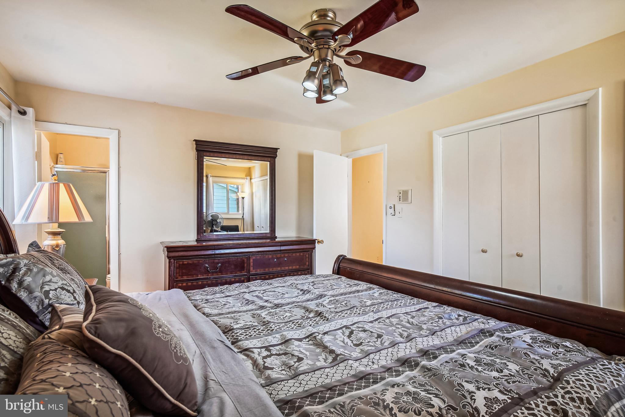 ROCK CREEK MANOR - Residential