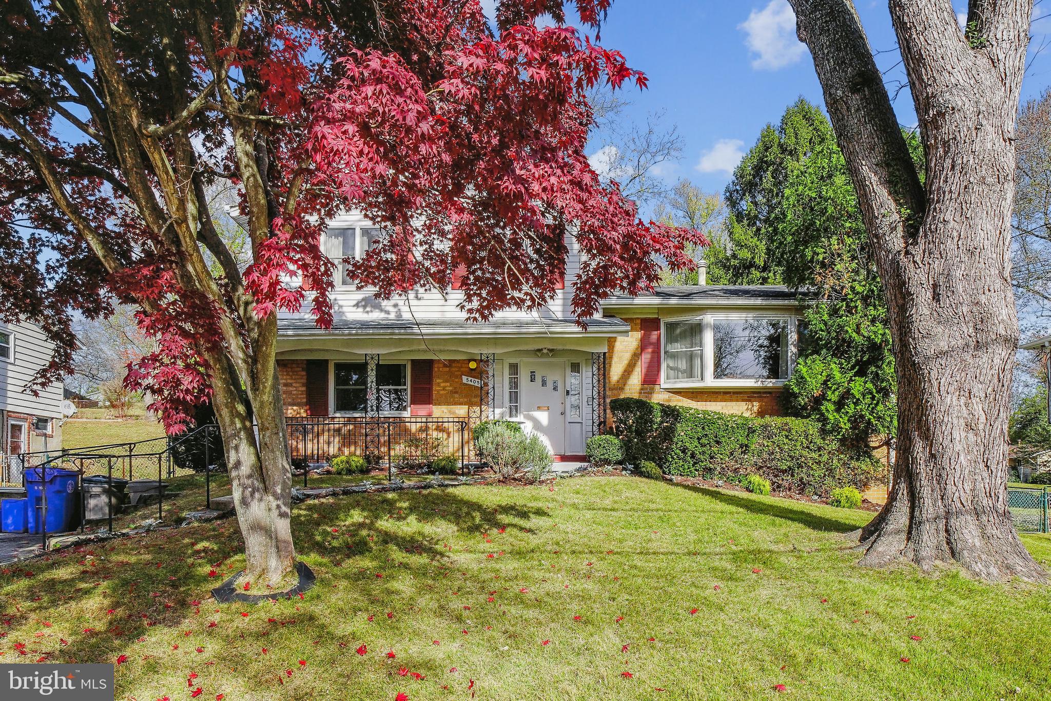 ROCK CREEK MANOR - Residential