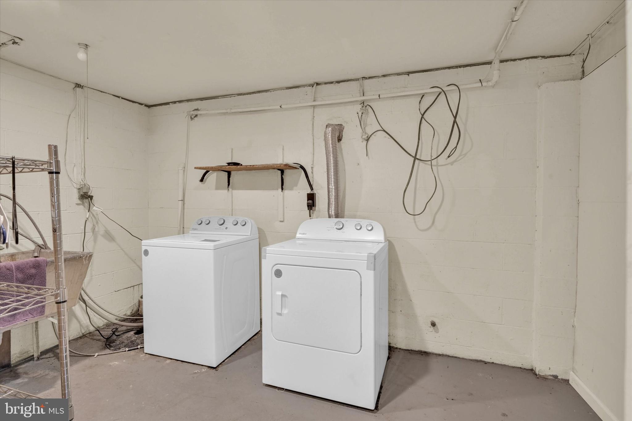 PEPPER MILL VILLAGE - Residential Lease