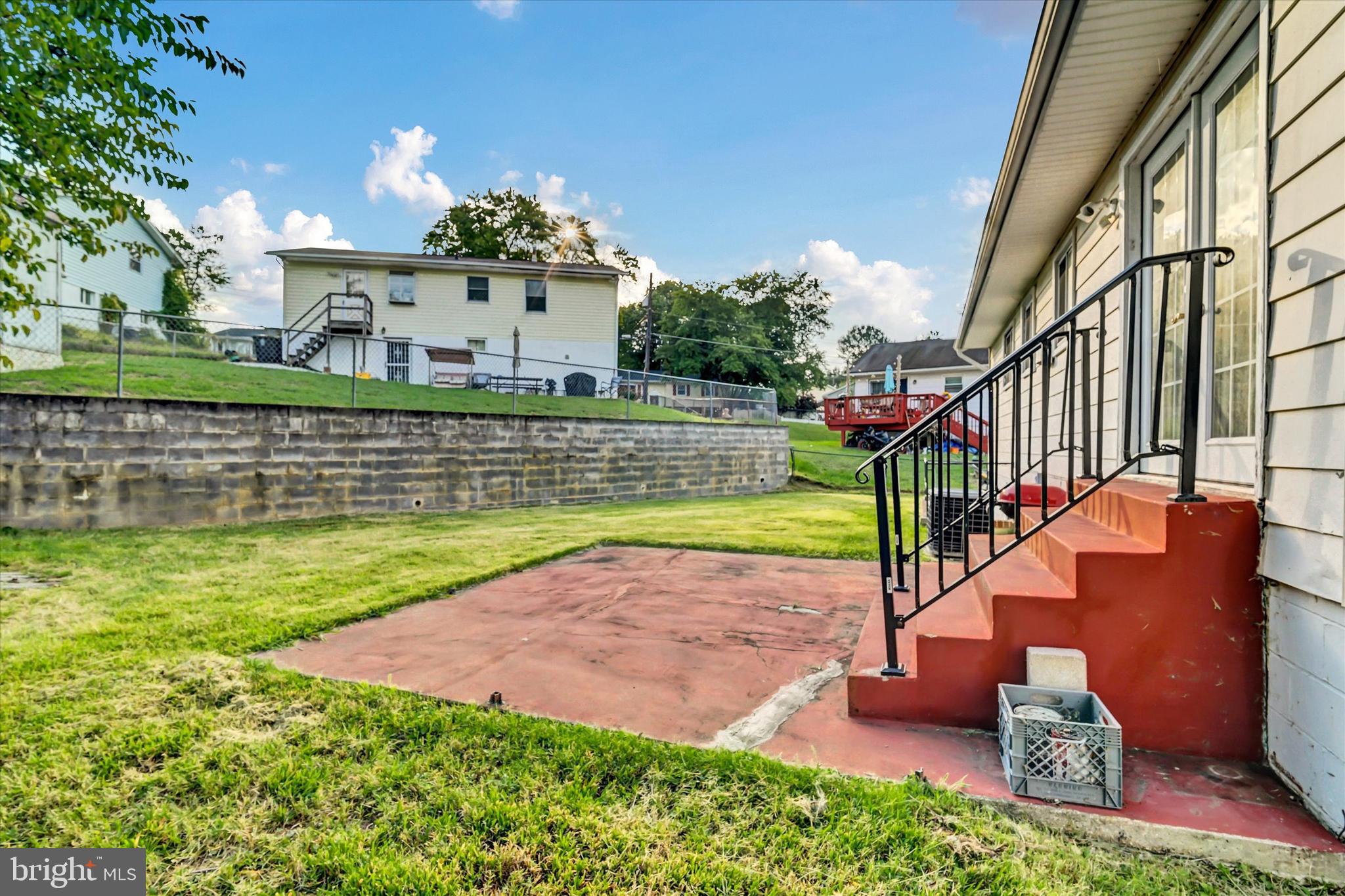 PEPPER MILL VILLAGE - Residential Lease