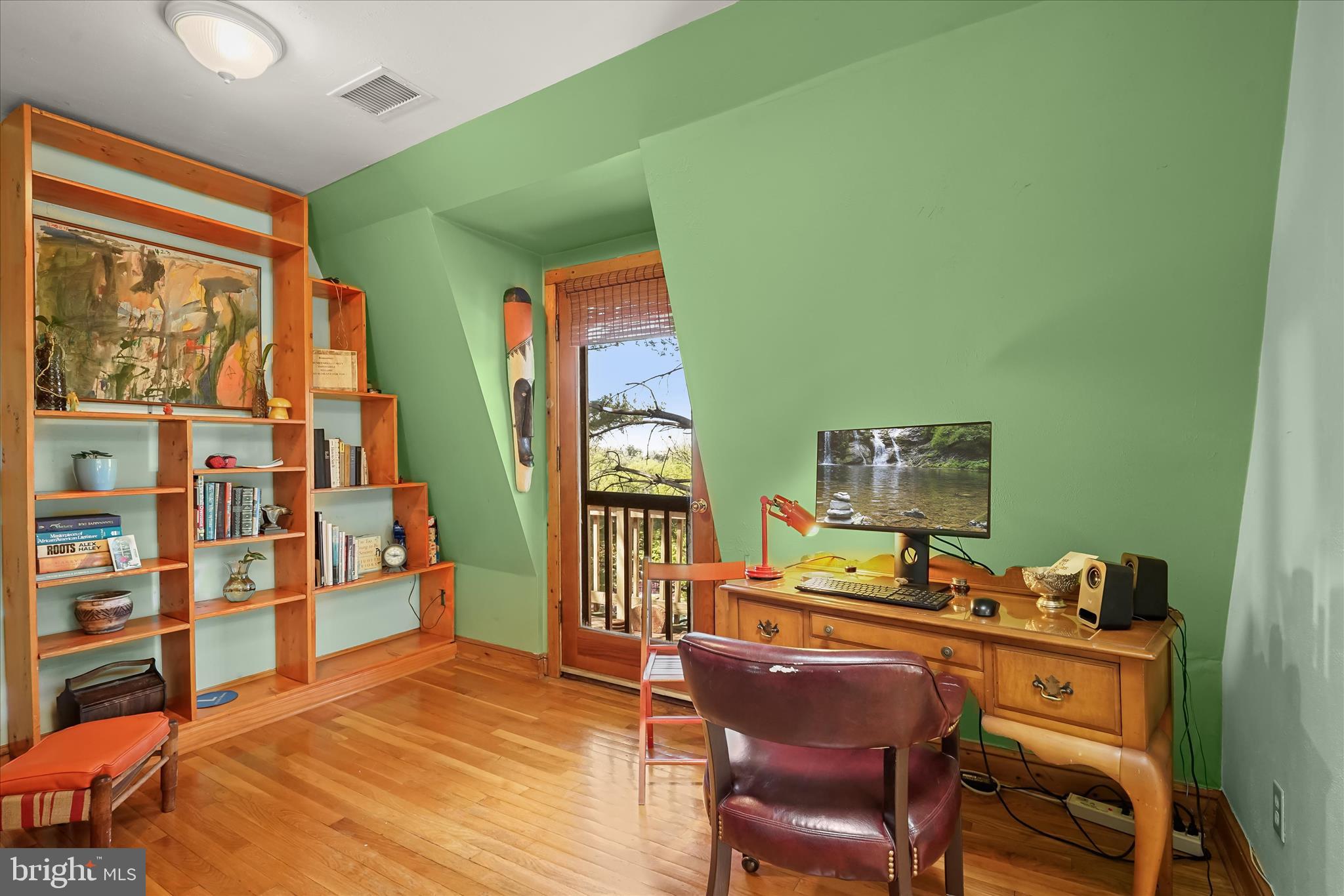 BROOKLAND - Residential Income
