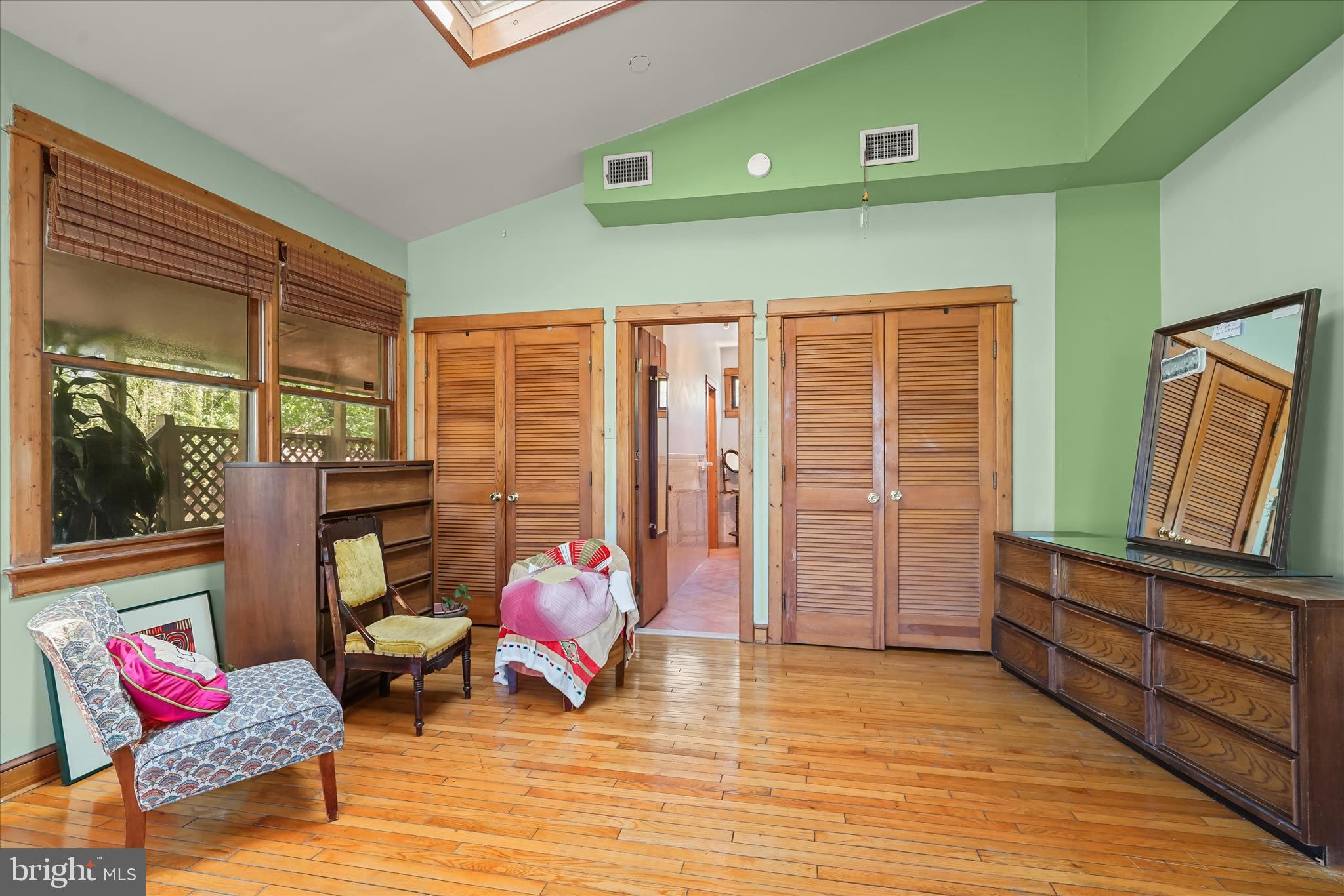 BROOKLAND - Residential Income