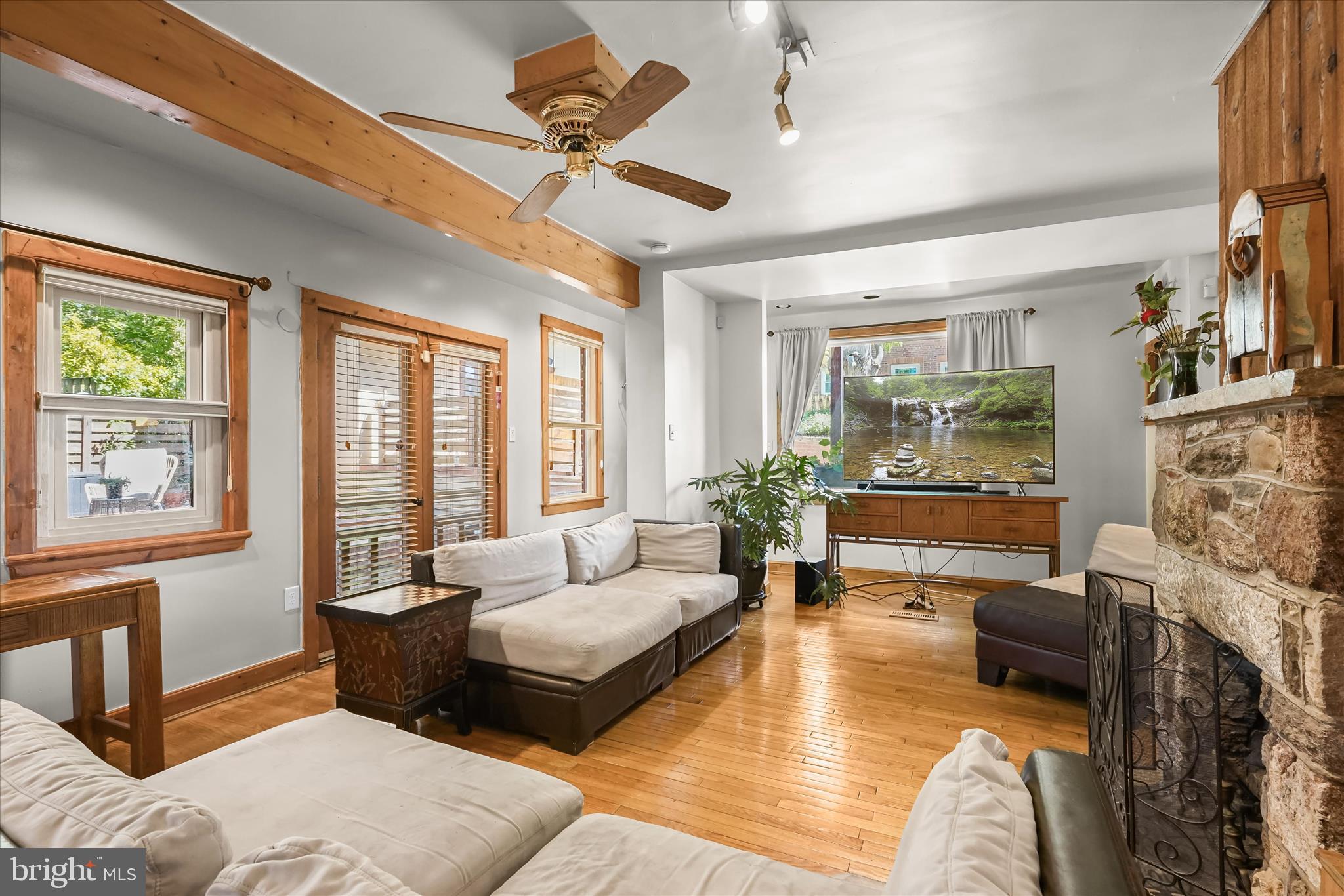 BROOKLAND - Residential Income