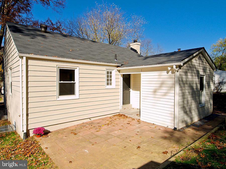 WHEATON HILLS - Residential Lease