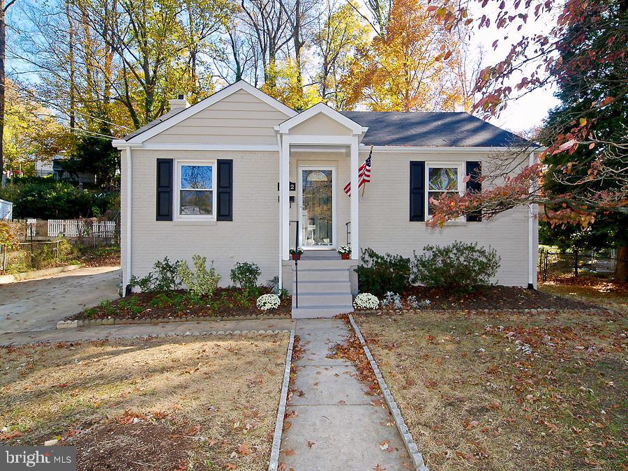 WHEATON HILLS - Residential Lease