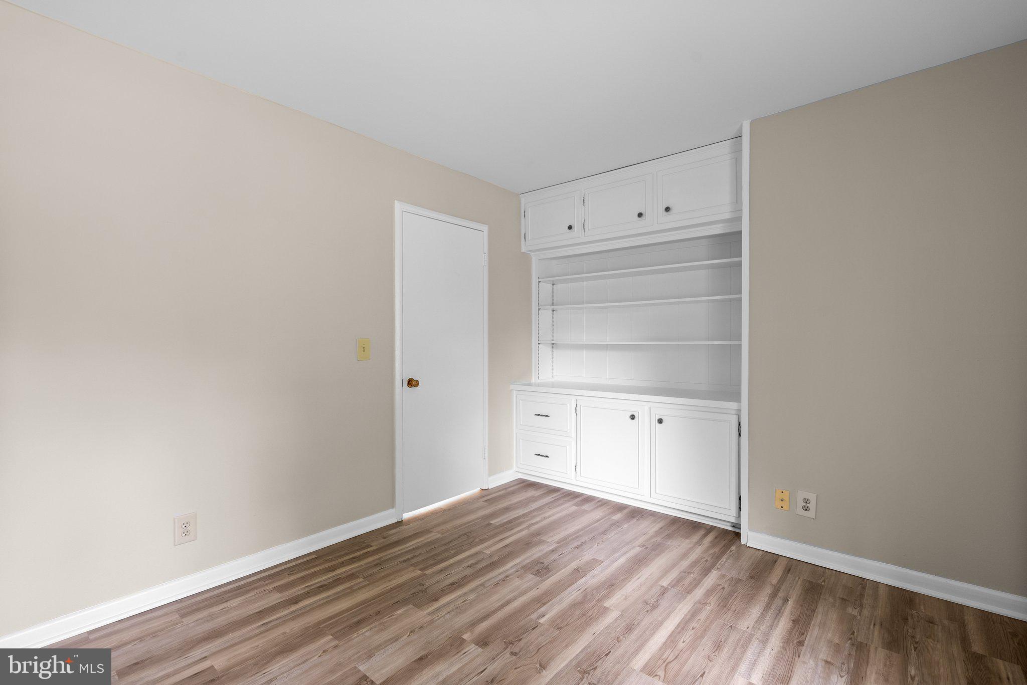 ROSSMOOR MUTUAL #10 - Residential