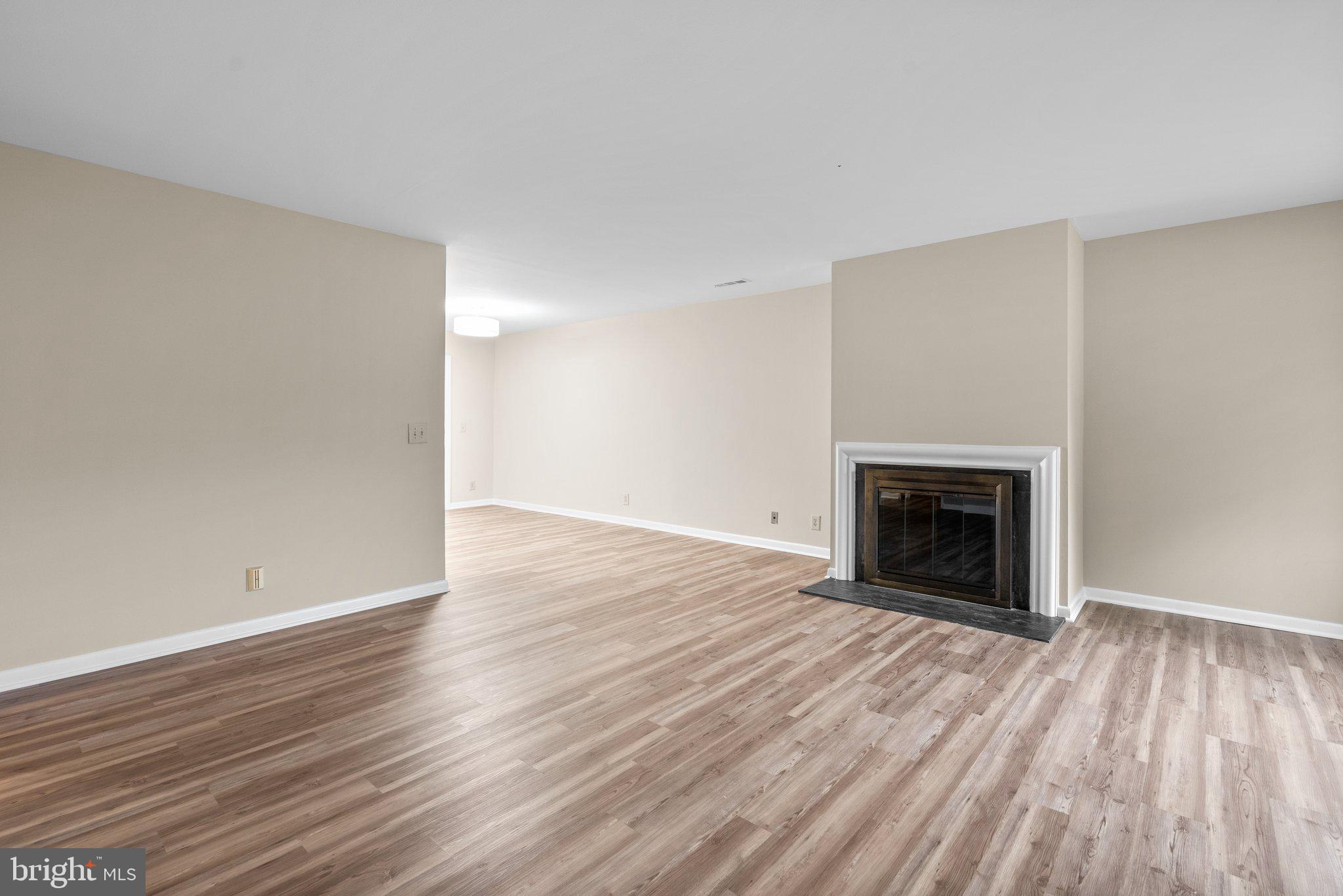 ROSSMOOR MUTUAL #10 - Residential