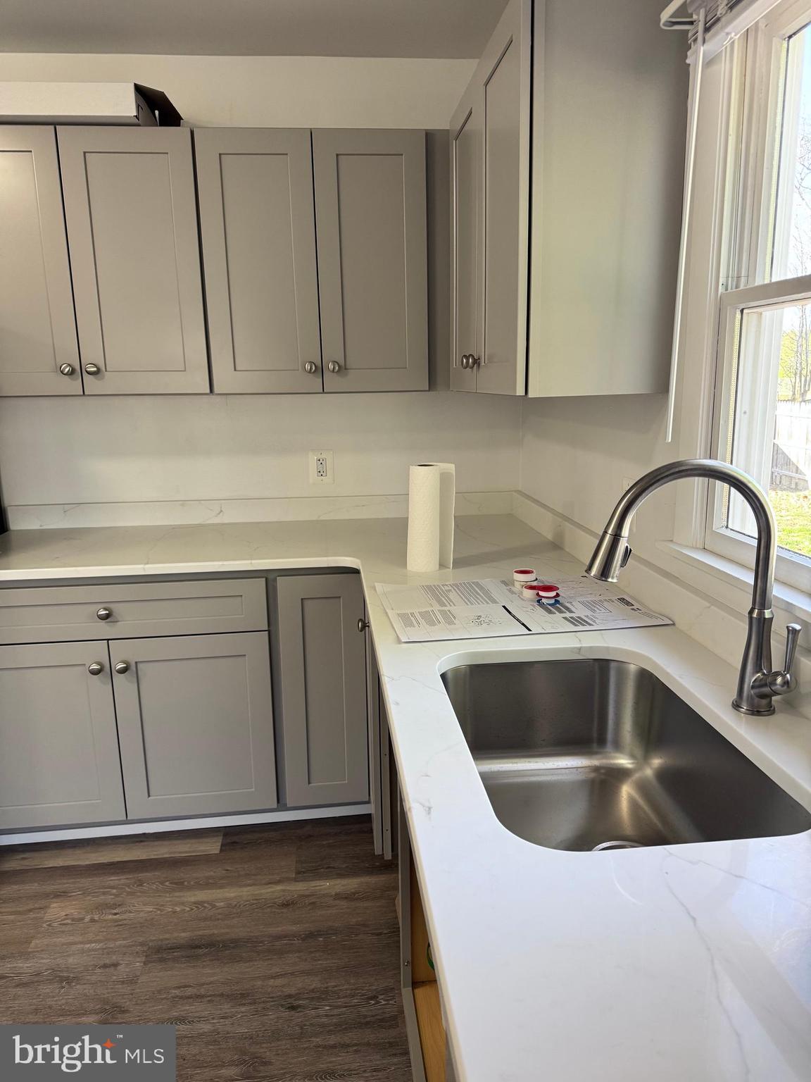 HARBOR VIEW - Residential Lease