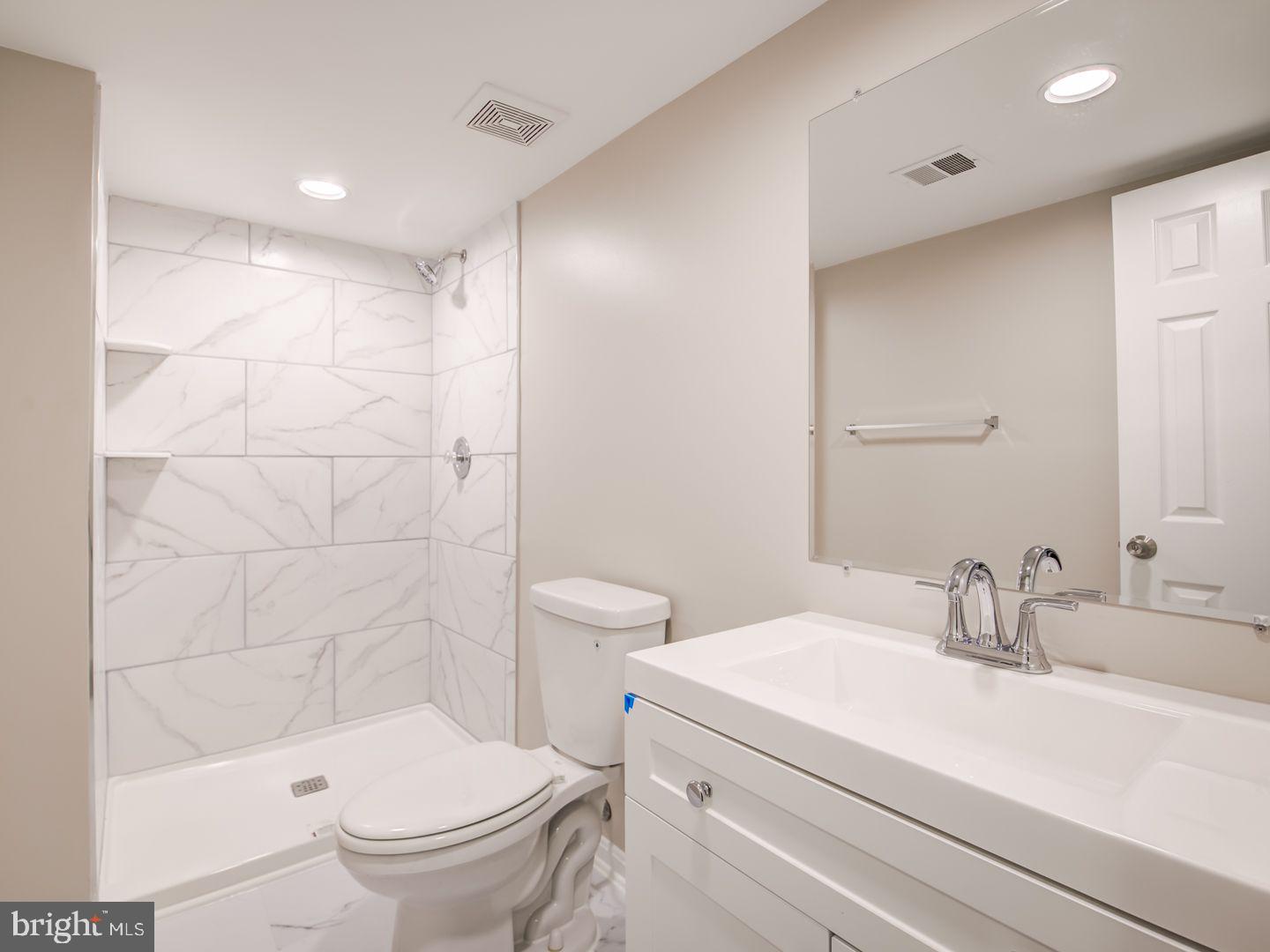 KIRBY WOODS - Residential