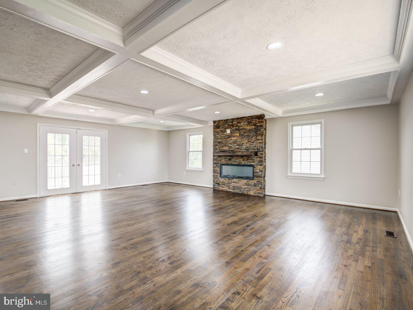 KIRBY WOODS - Residential