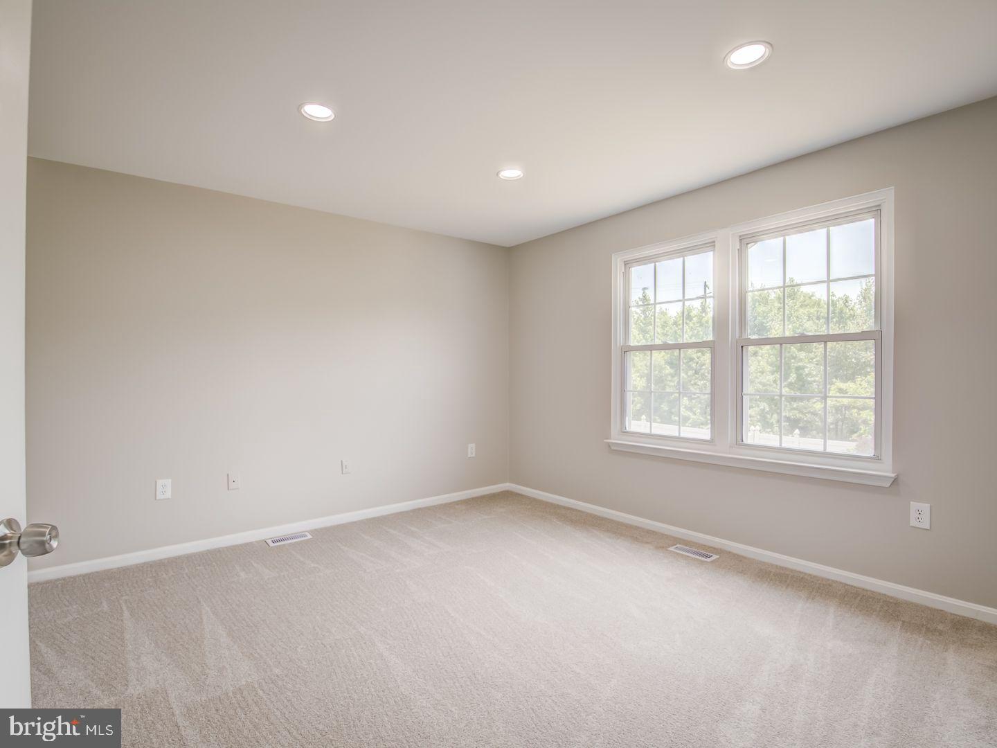 KIRBY WOODS - Residential