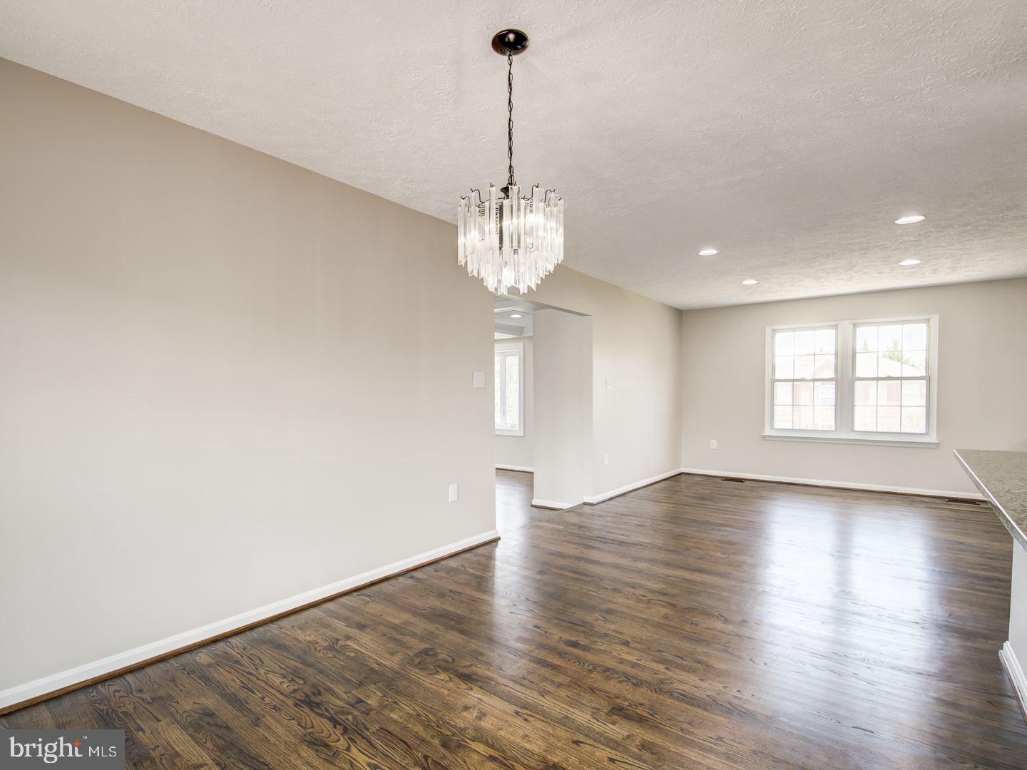 KIRBY WOODS - Residential