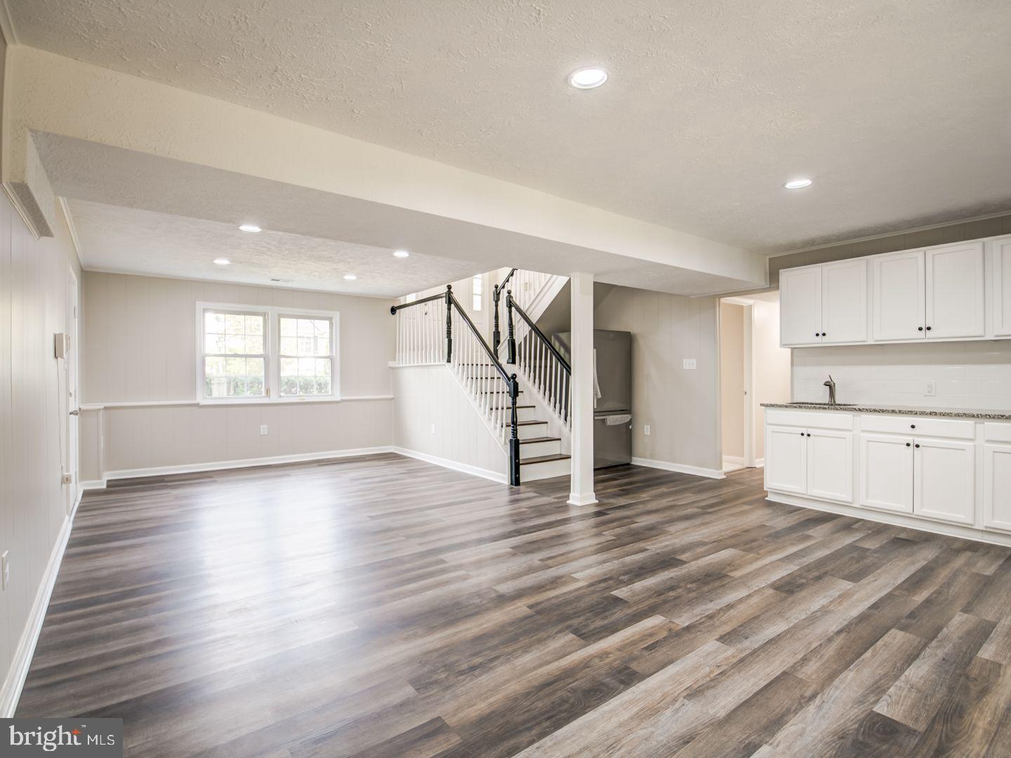 KIRBY WOODS - Residential