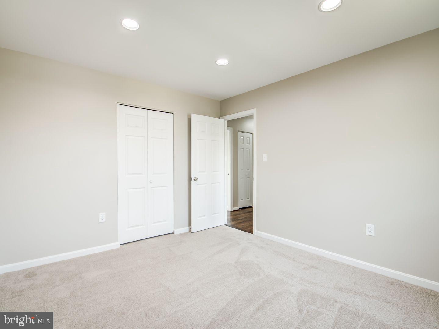 KIRBY WOODS - Residential