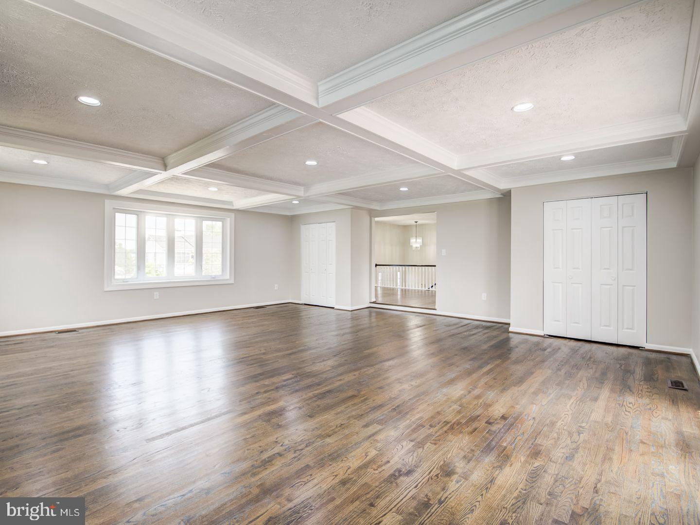 KIRBY WOODS - Residential