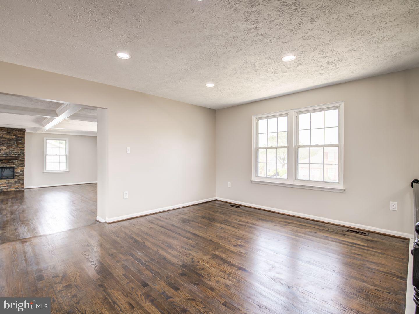 KIRBY WOODS - Residential