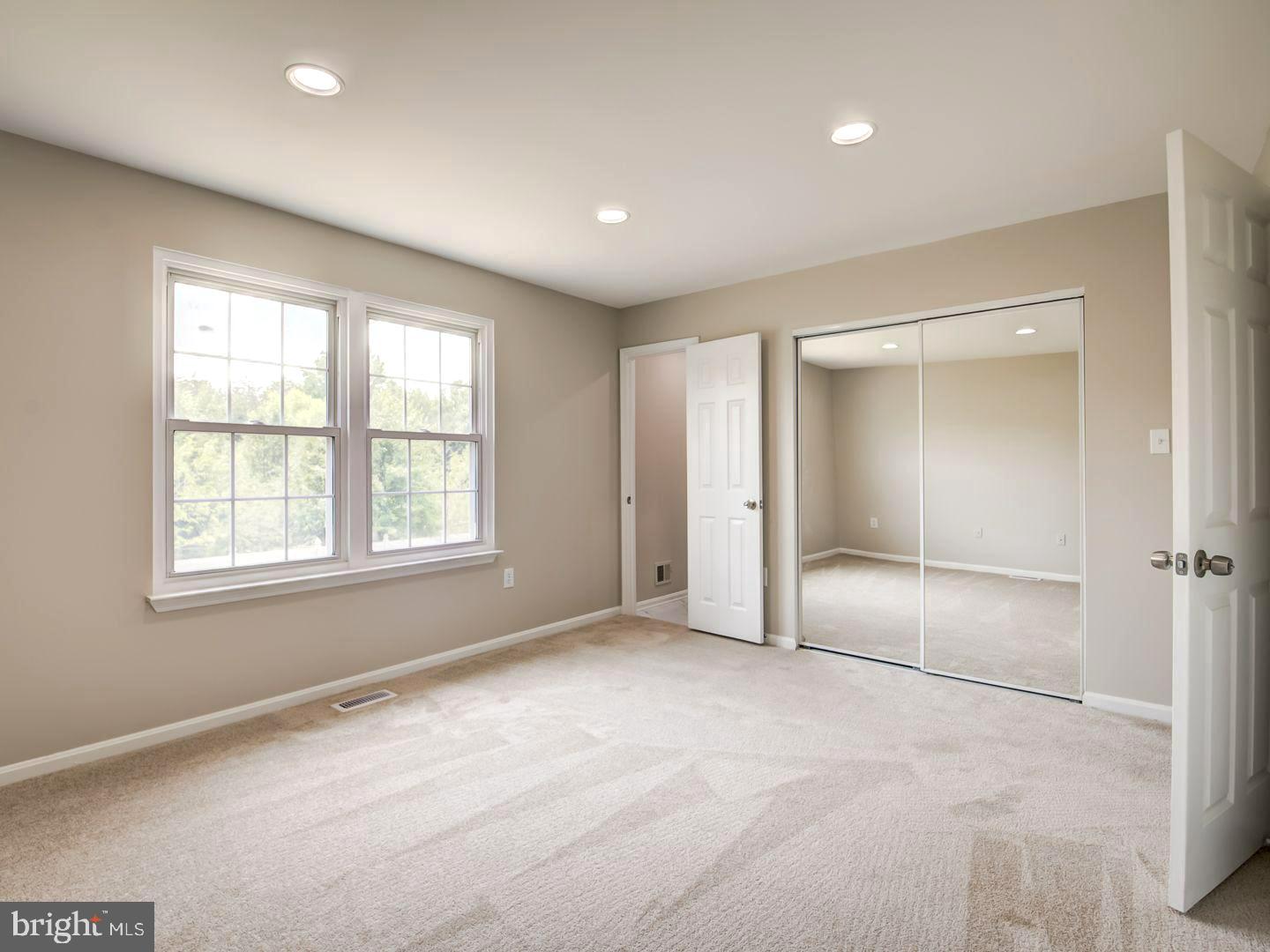 KIRBY WOODS - Residential