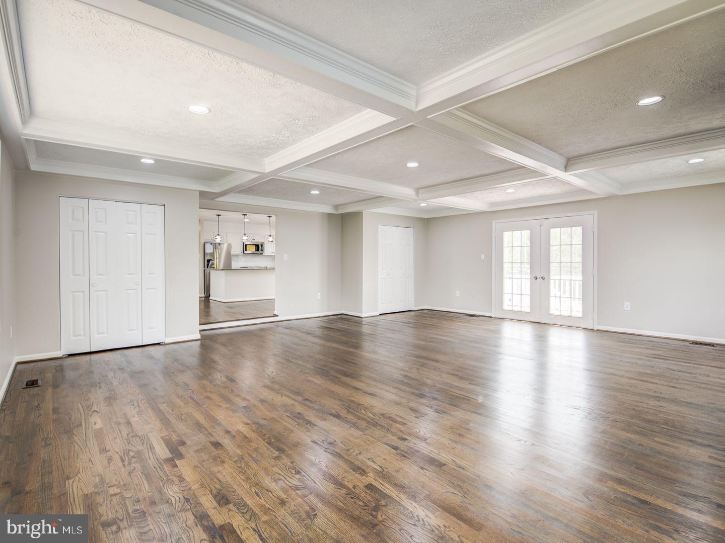 KIRBY WOODS - Residential