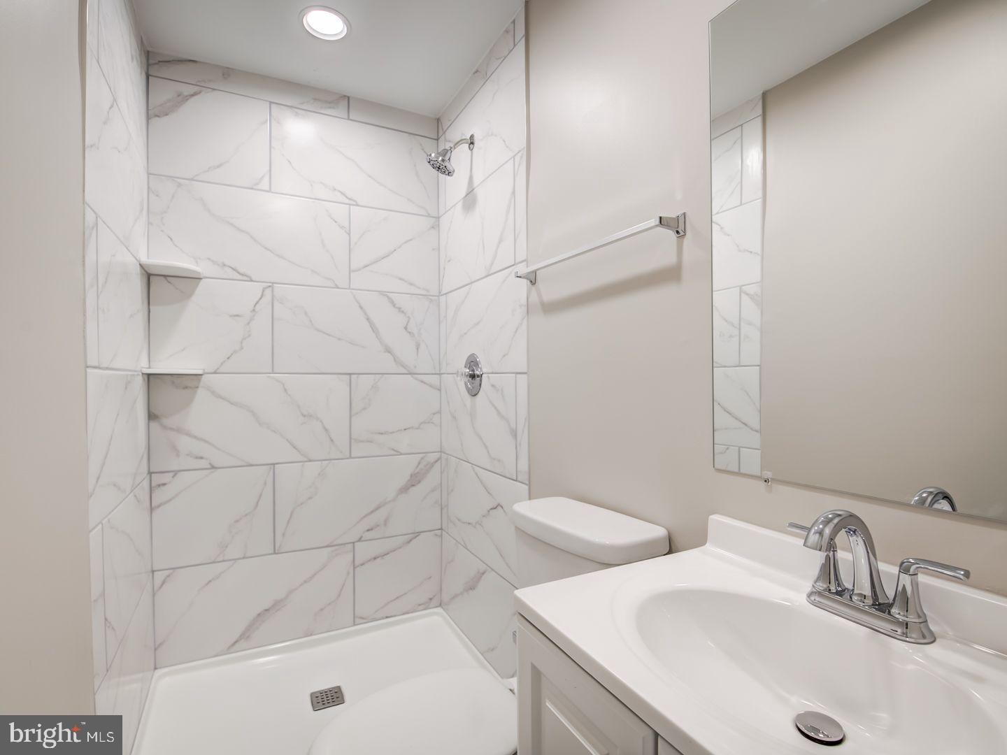 KIRBY WOODS - Residential