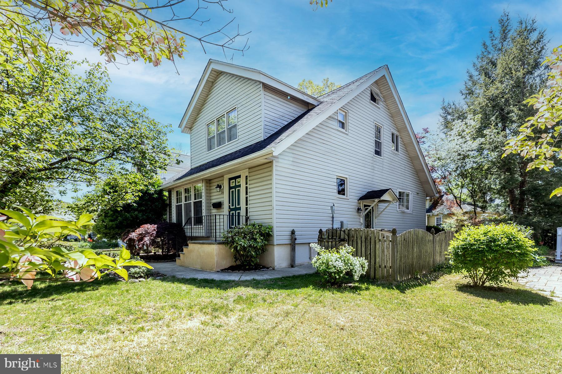 217 BURRWOOD AVENUE