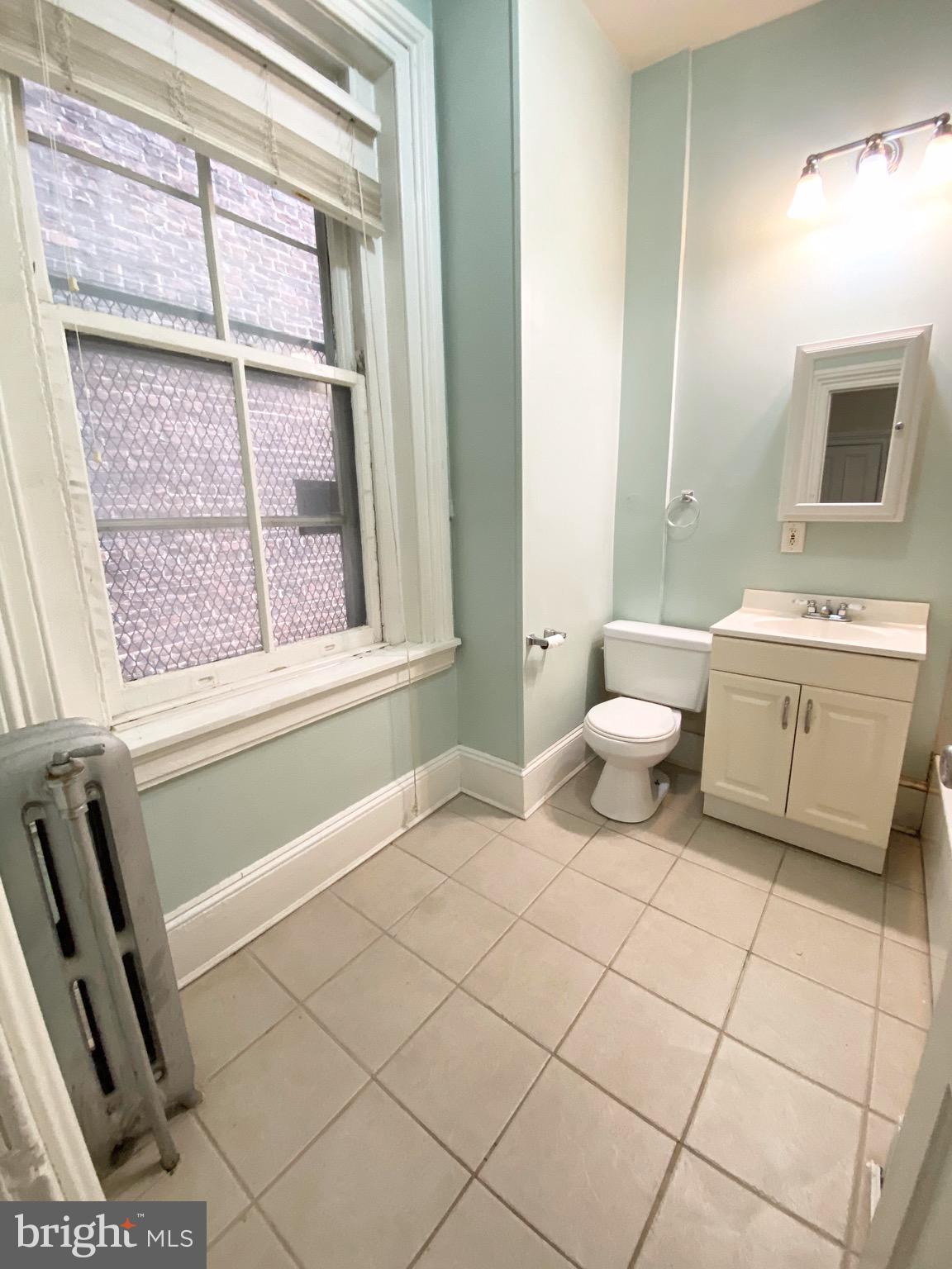 MOUNT VERNON PLACE HISTORIC DISTRICT - Residential Lease