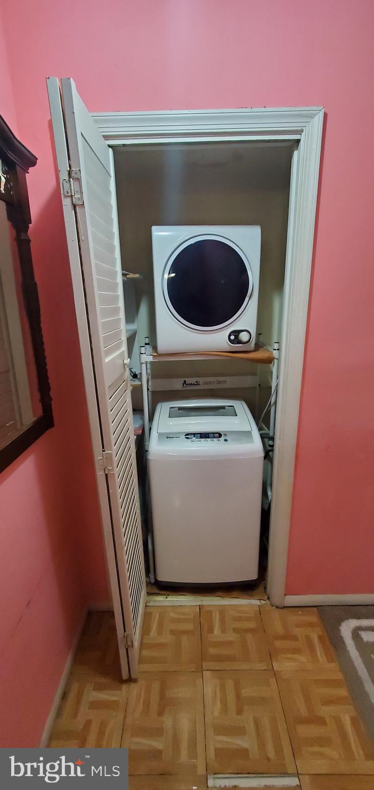 FRENCHMANS CREEK - Residential