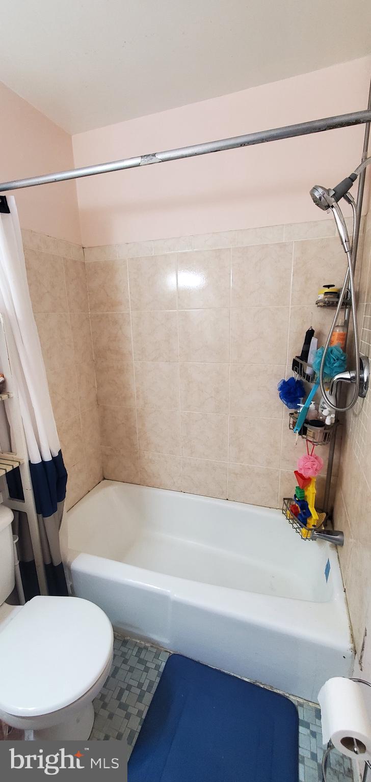 FRENCHMANS CREEK - Residential