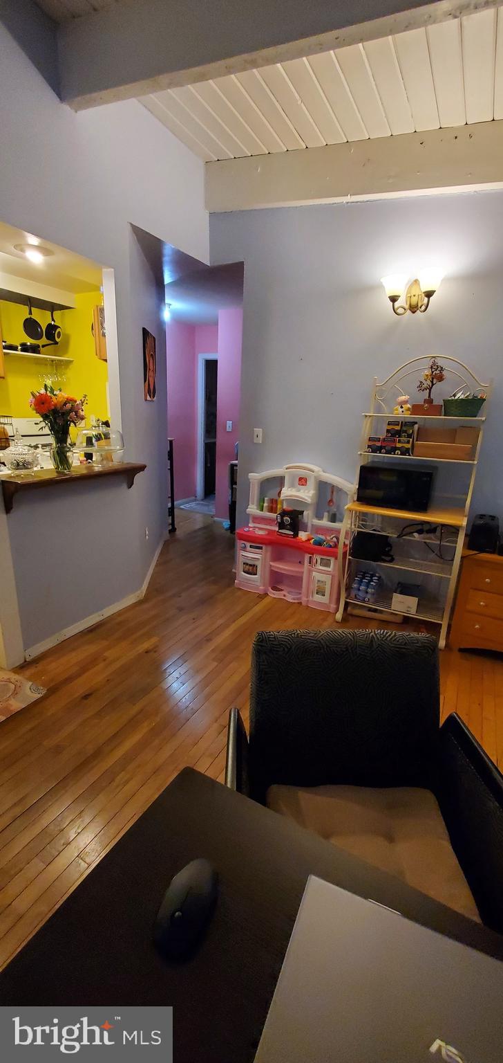 FRENCHMANS CREEK - Residential