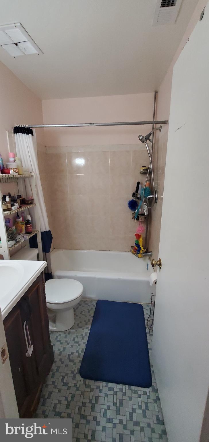 FRENCHMANS CREEK - Residential