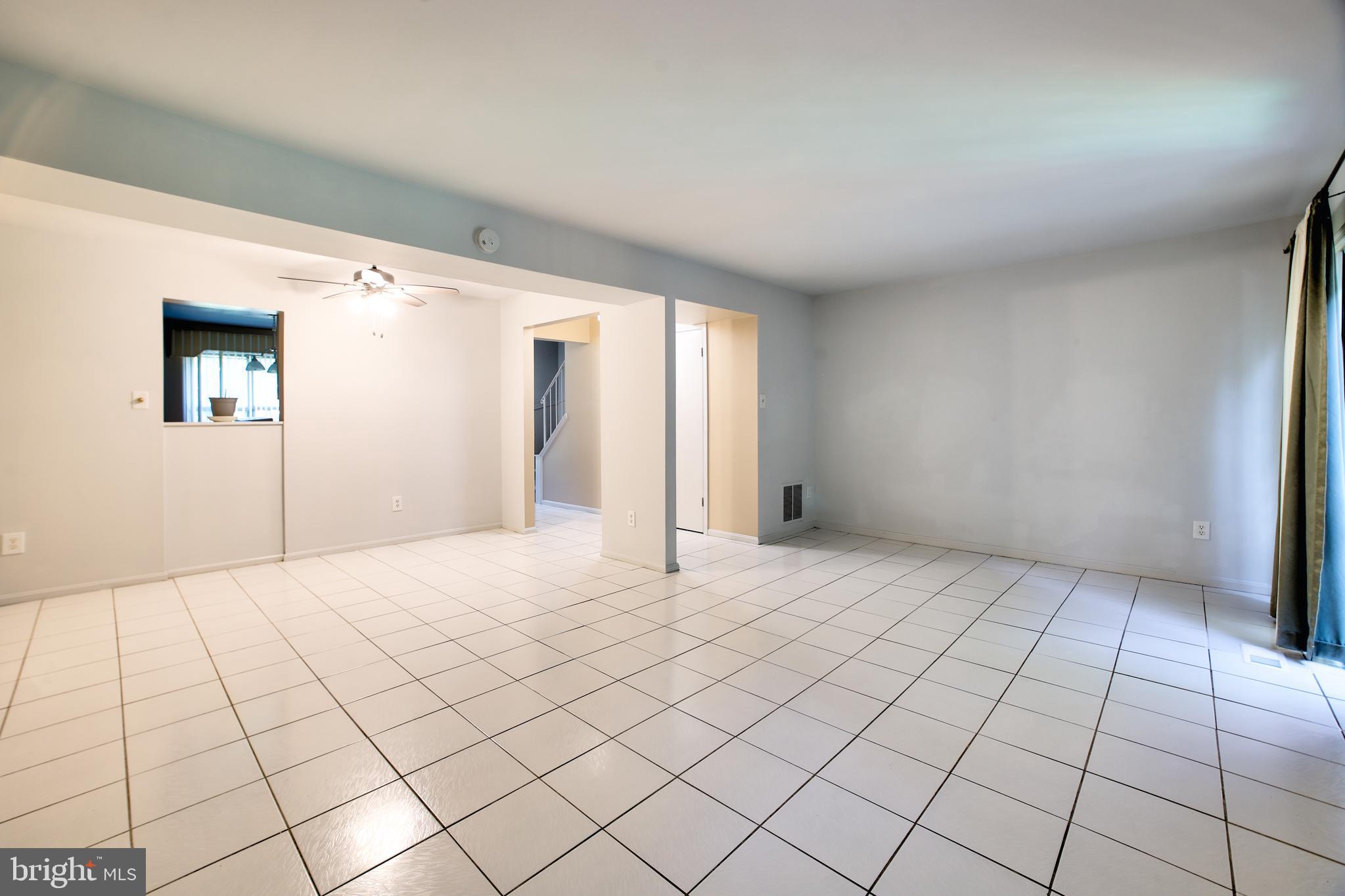 COLONY SQUARE - Residential