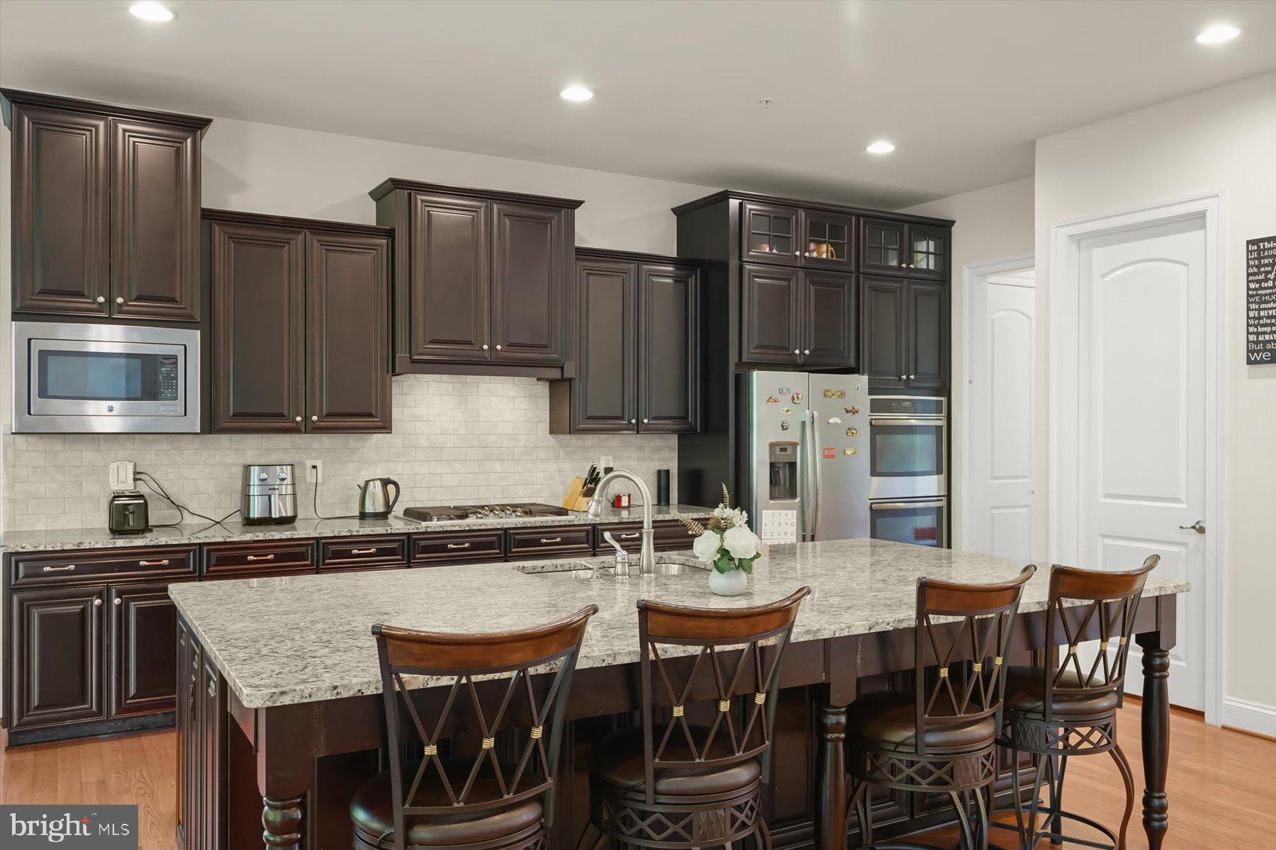 OAK CREEK CLUB - Residential