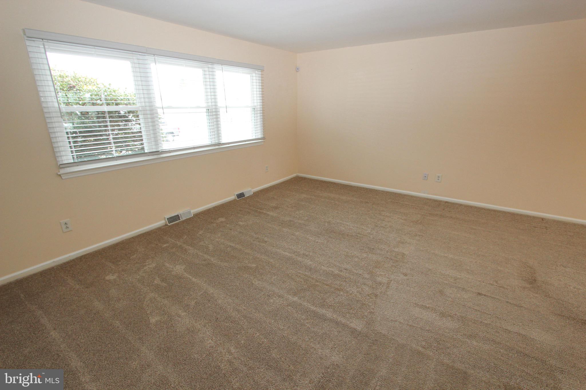 DEACONS WALK - Residential