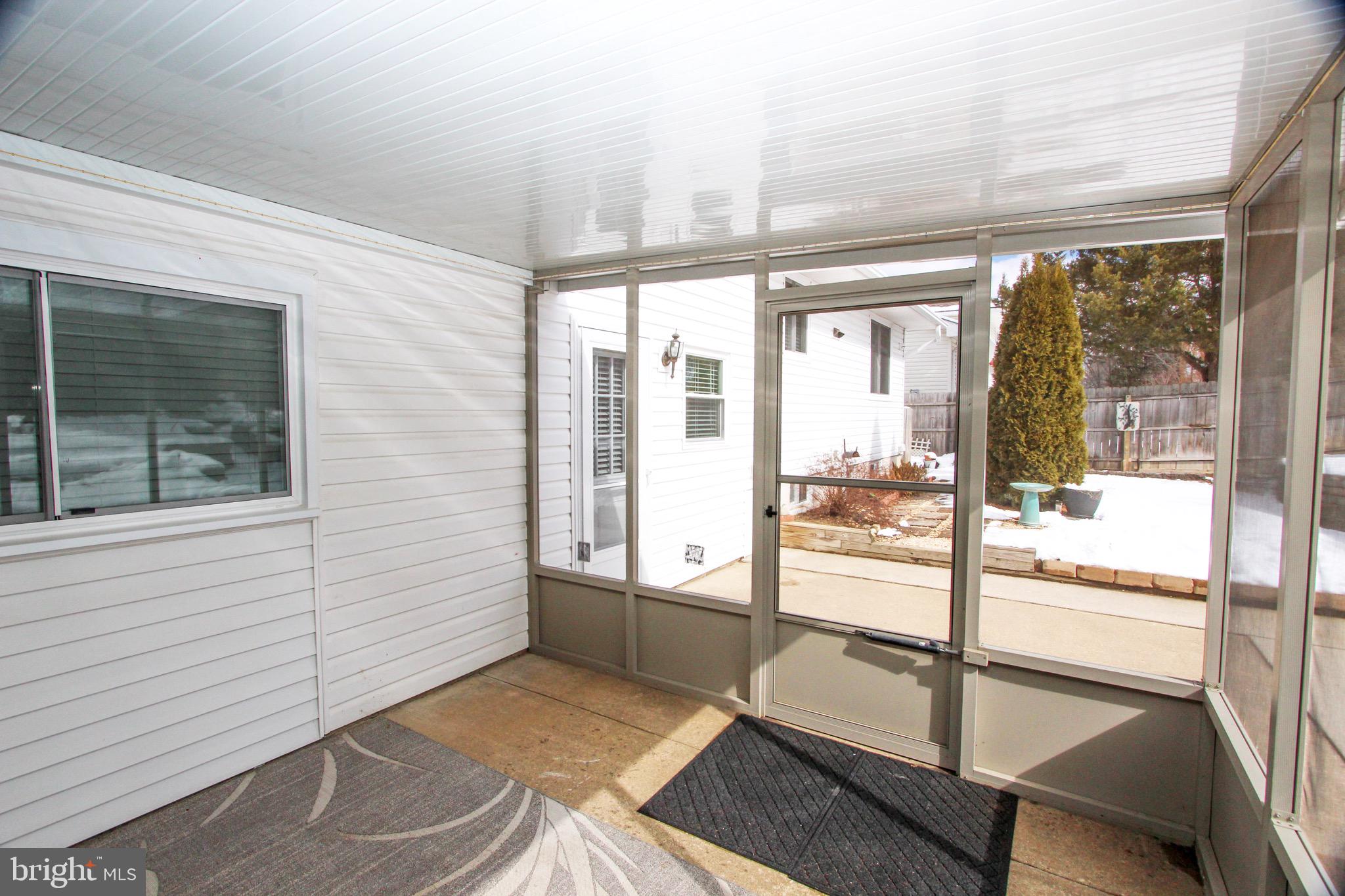 DEACONS WALK - Residential