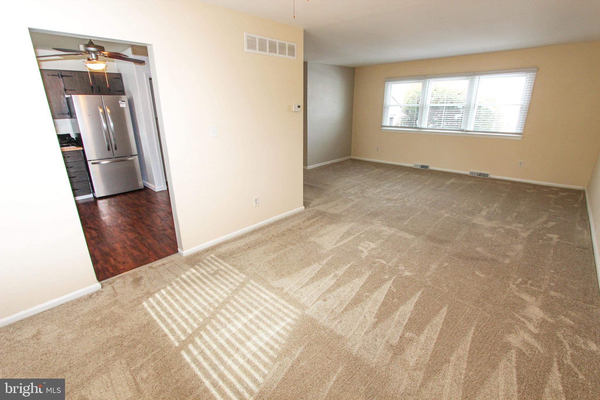 DEACONS WALK - Residential