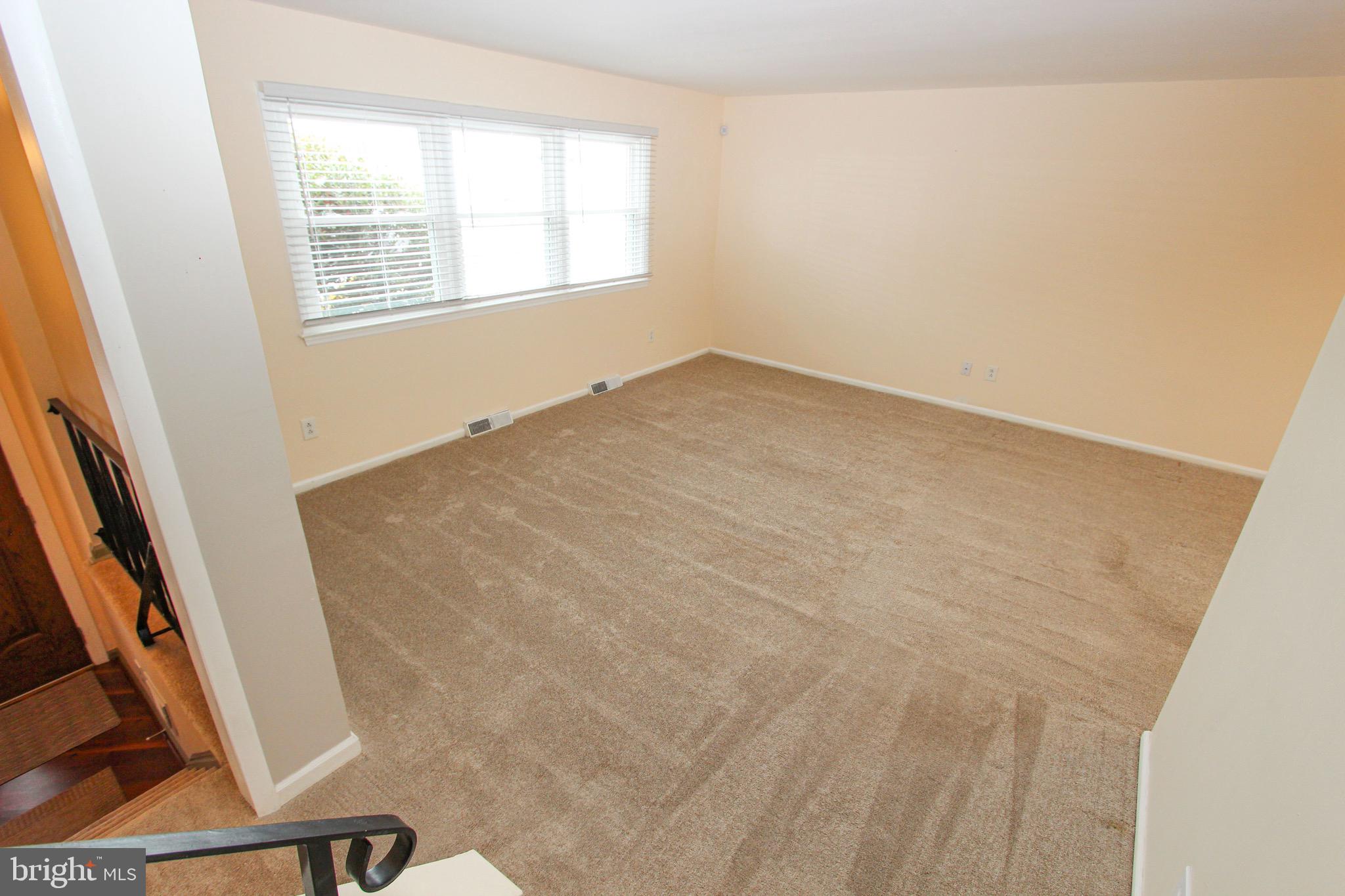 DEACONS WALK - Residential