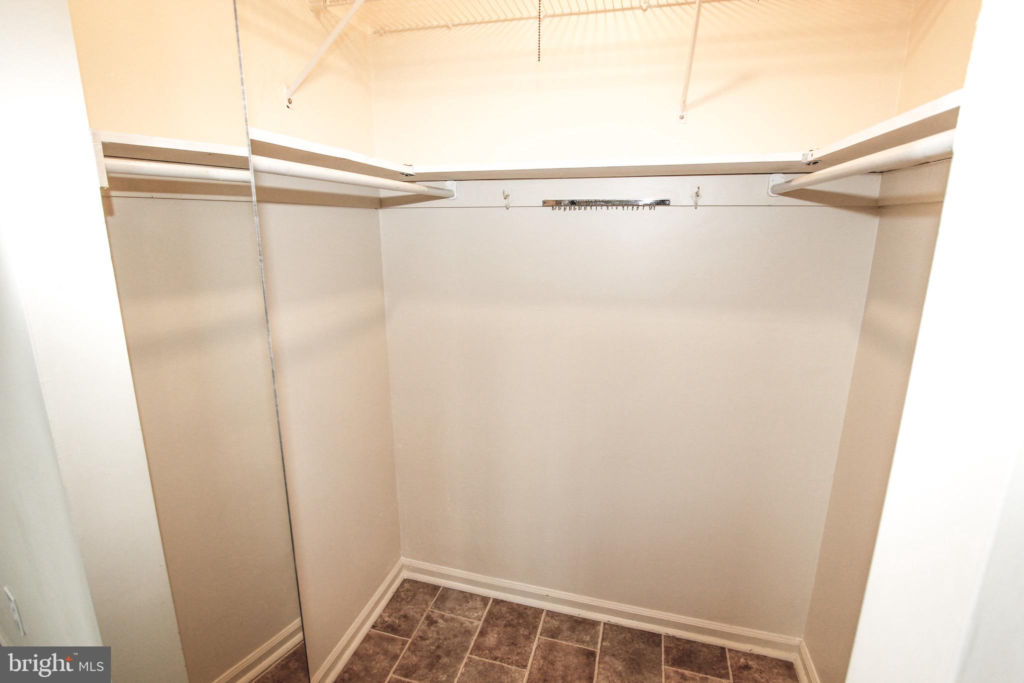 DEACONS WALK - Residential