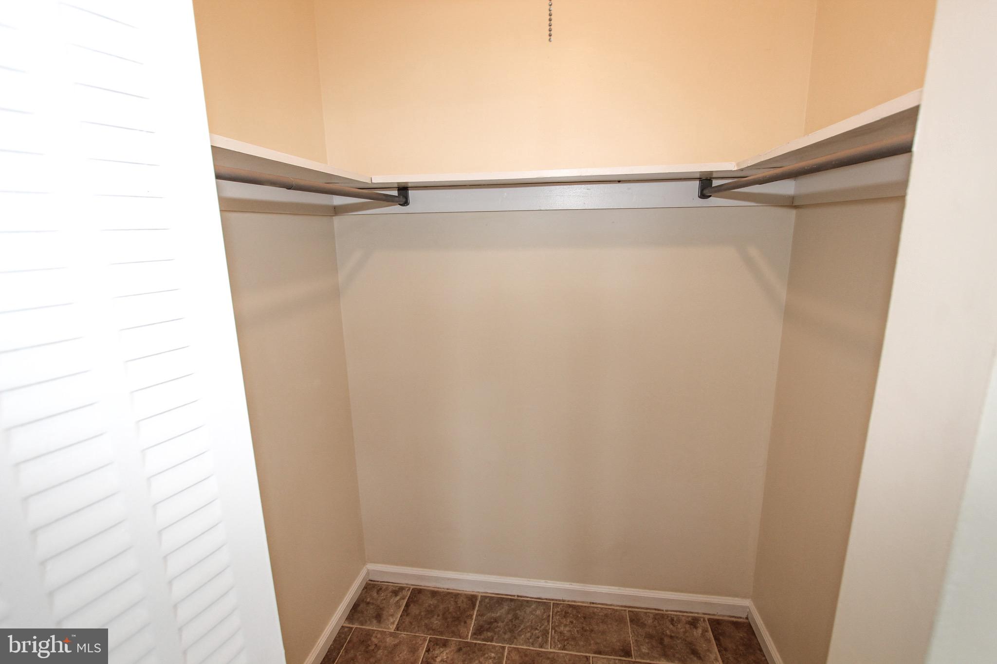 DEACONS WALK - Residential