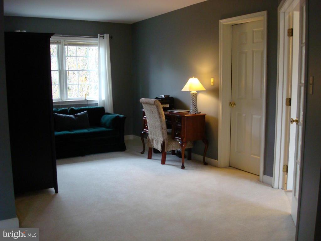 HILLTOP ACRES - Residential