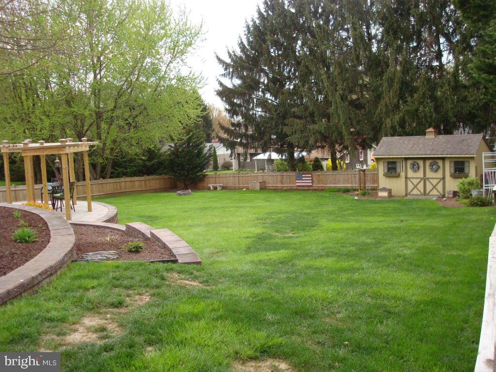 HILLTOP ACRES - Residential