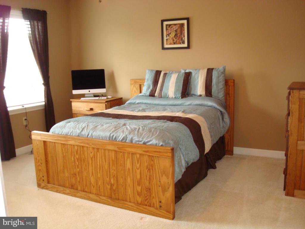 HILLTOP ACRES - Residential