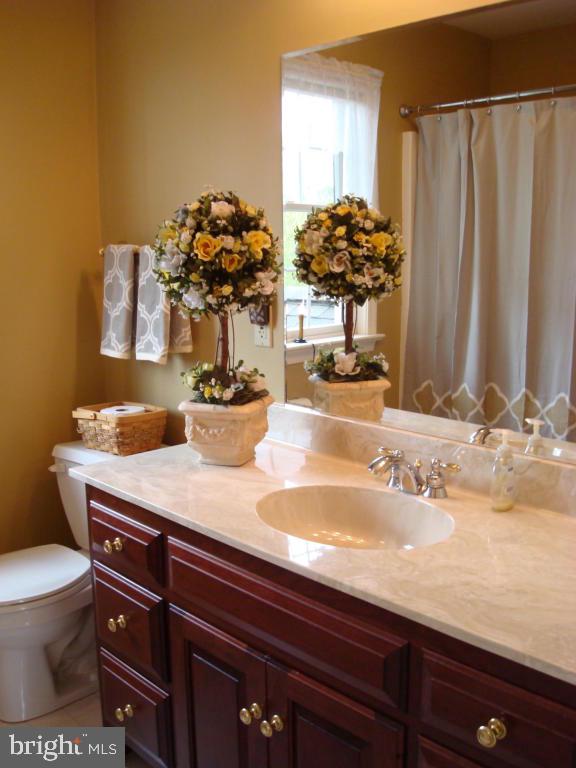 HILLTOP ACRES - Residential