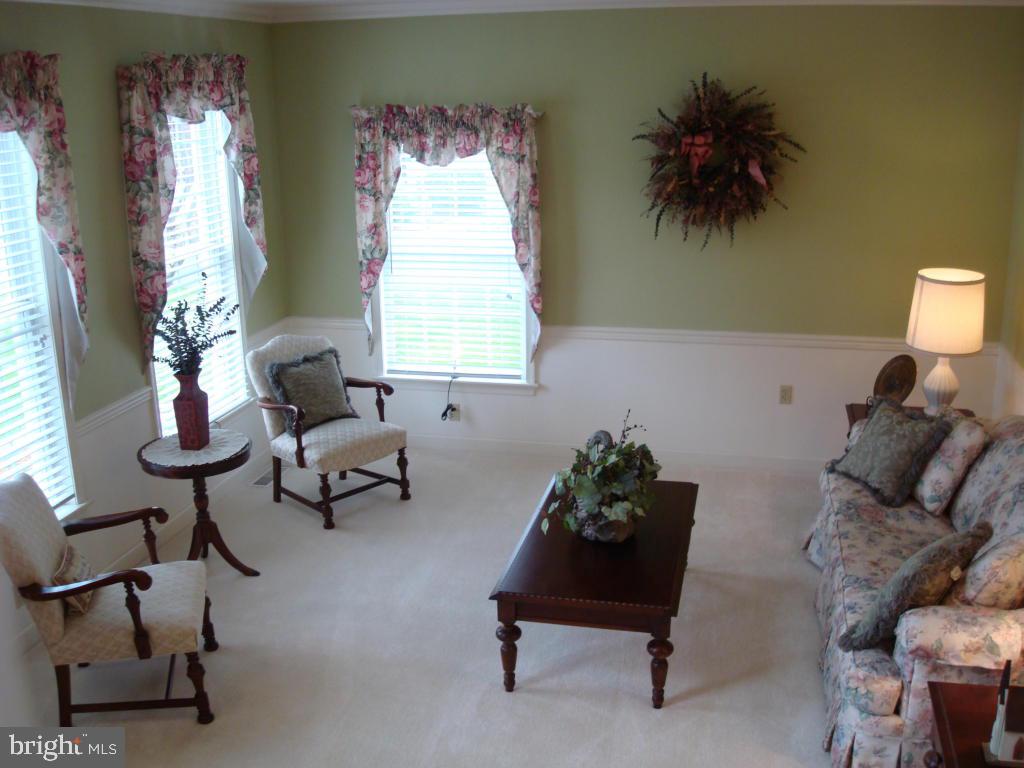 HILLTOP ACRES - Residential
