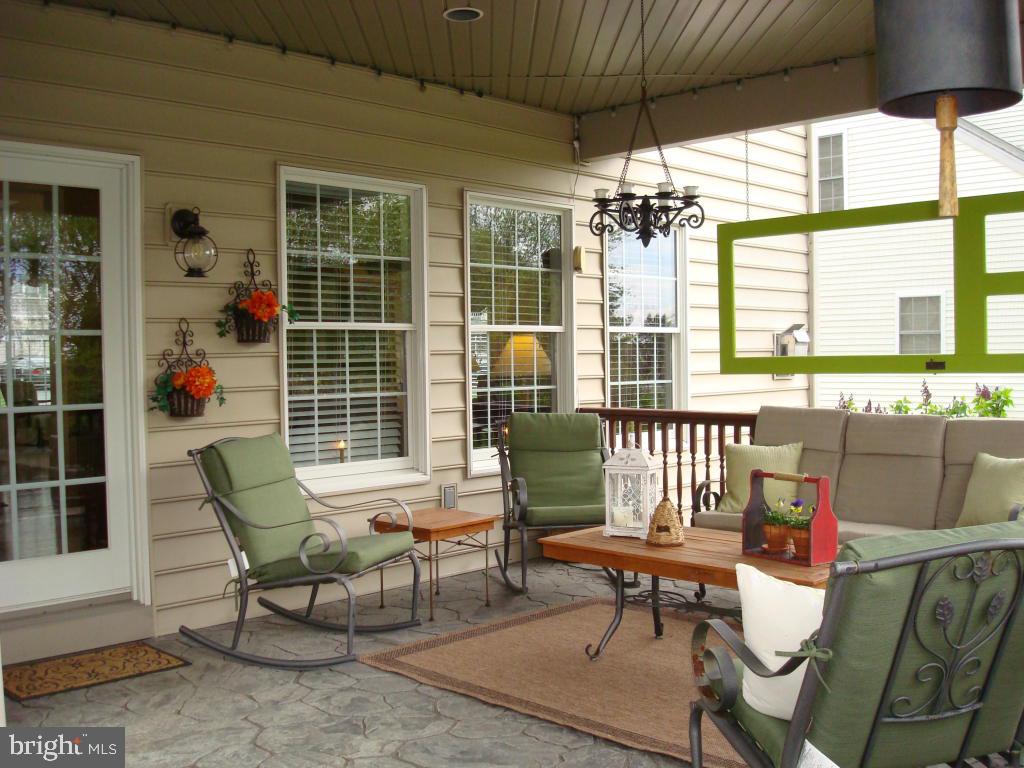 HILLTOP ACRES - Residential