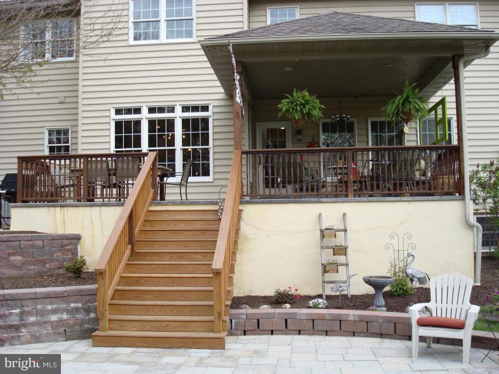 HILLTOP ACRES - Residential