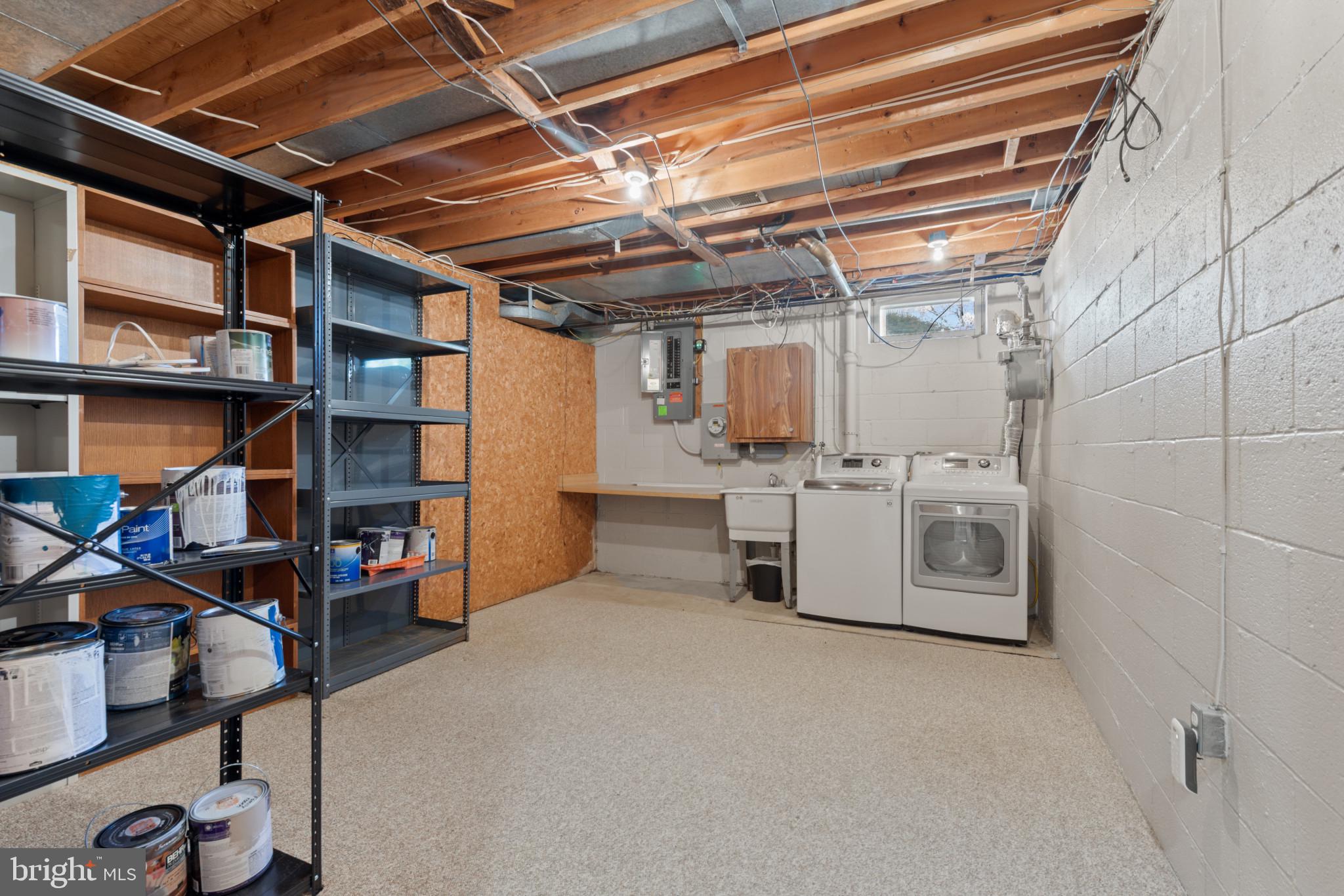 SPRINGDALE - Residential