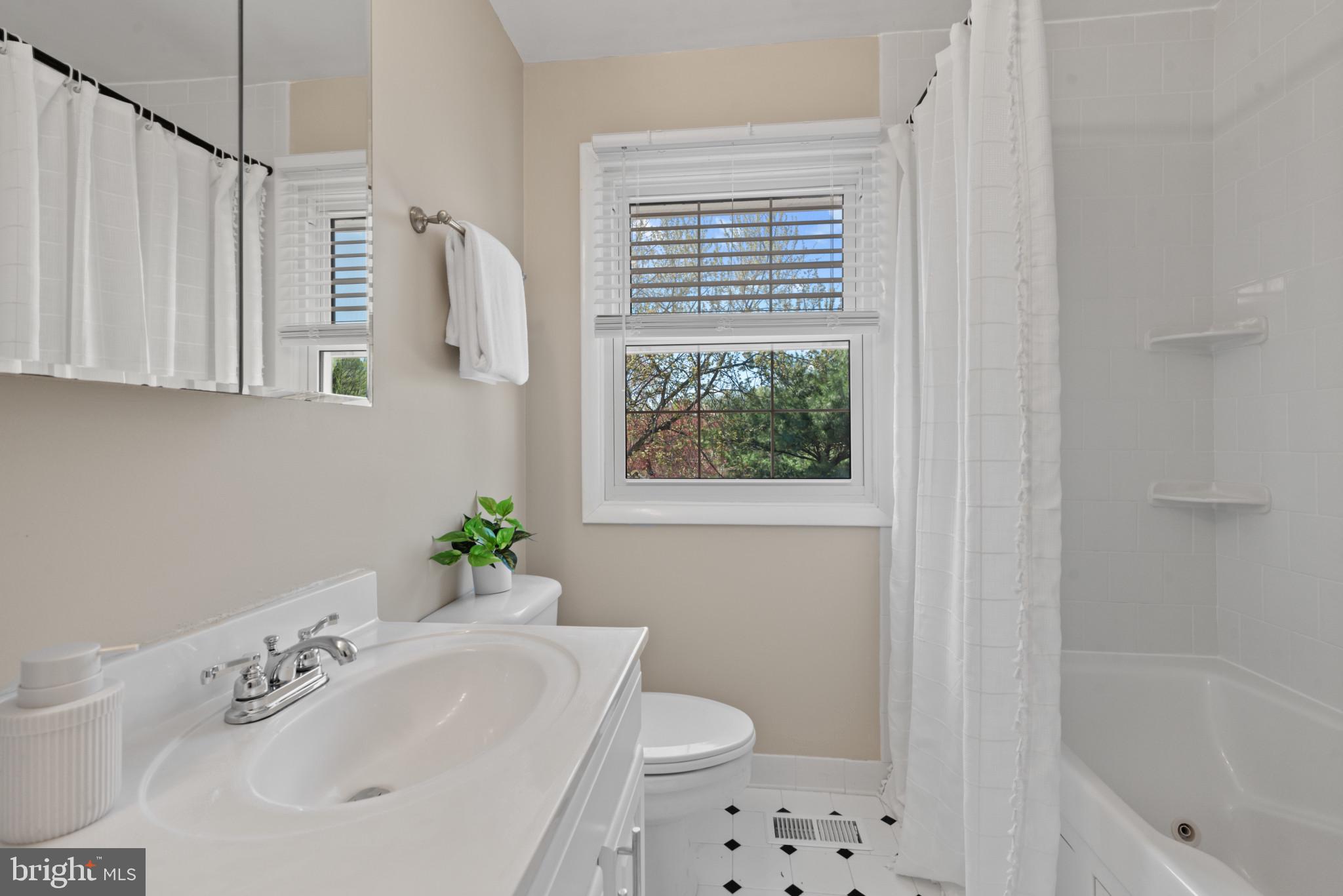 SPRINGDALE - Residential