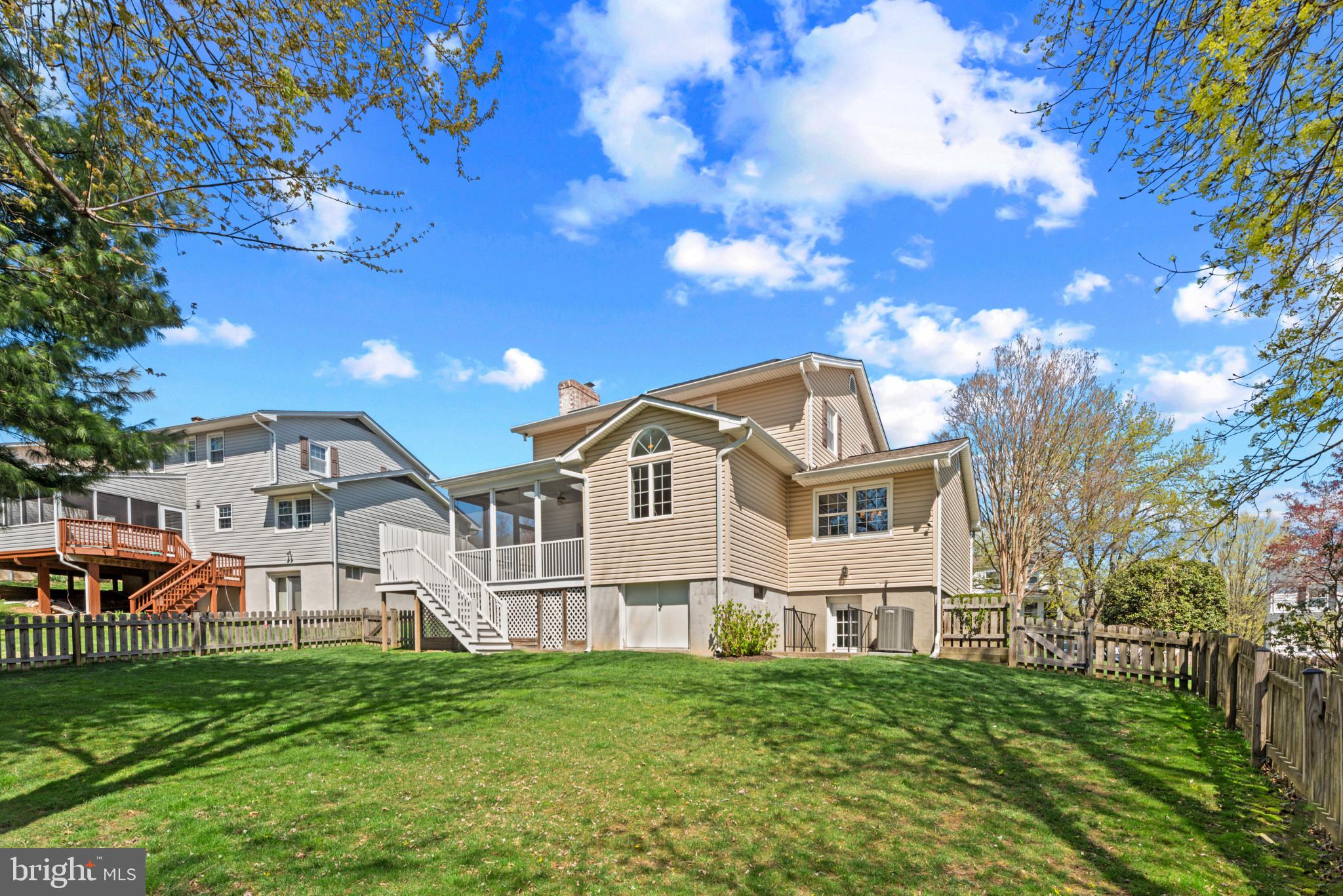 SPRINGDALE - Residential